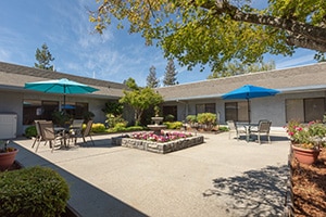 The courtyard at the Crystal Ridge Care Center